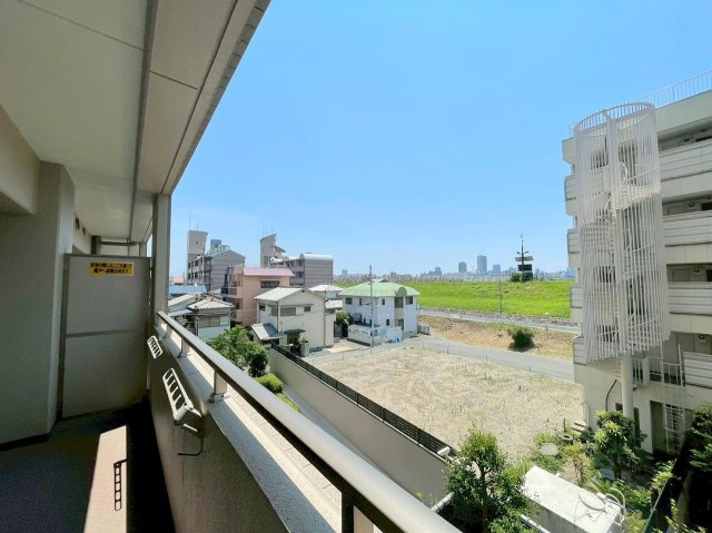 トリニティ北川口の展望