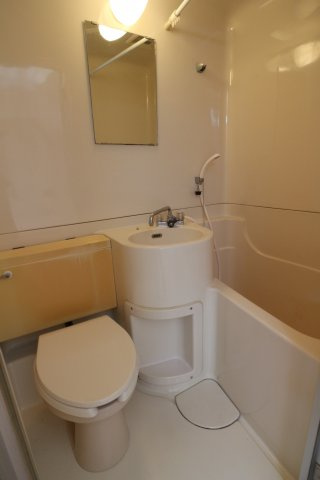 ブリーズド垂水のトイレ