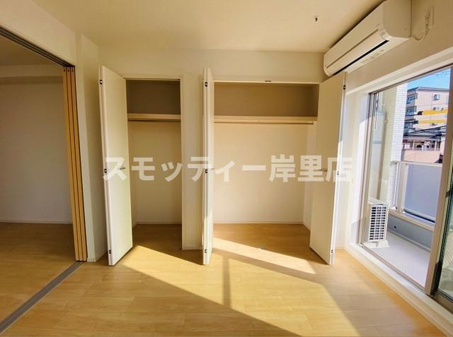 リバージュ　アネックスの収納