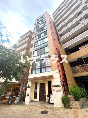 鯉川マンションの外観