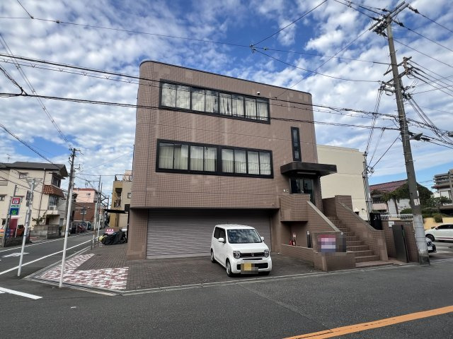 大阪市平野区背戸口２丁目の店舗事務所の外観