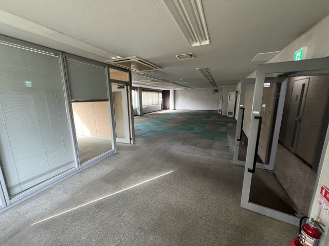 大阪市平野区背戸口２丁目の店舗事務所の内装