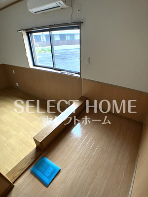 【寝室】 | アドバンス日名 | 開放的な寝室です