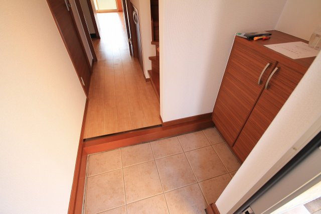 フェニックスウィンAの玄関