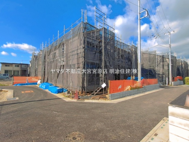 さいたま市見沼区南中野ガーデンパーク3期の前面道路含む現地写真