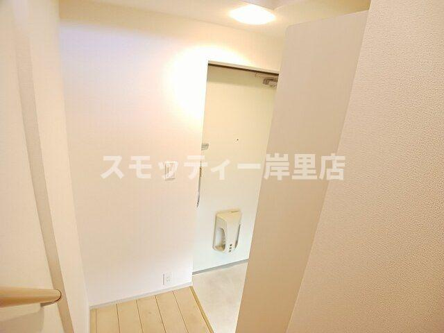 フェリス　ウィステリアの玄関