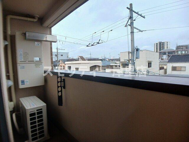 フェリス　ウィステリアのバルコニー