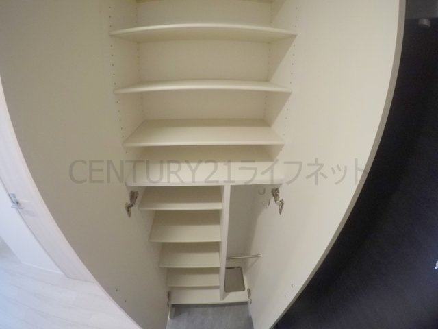 【玄関】 | コンフォリアリヴ新大阪ウエスト