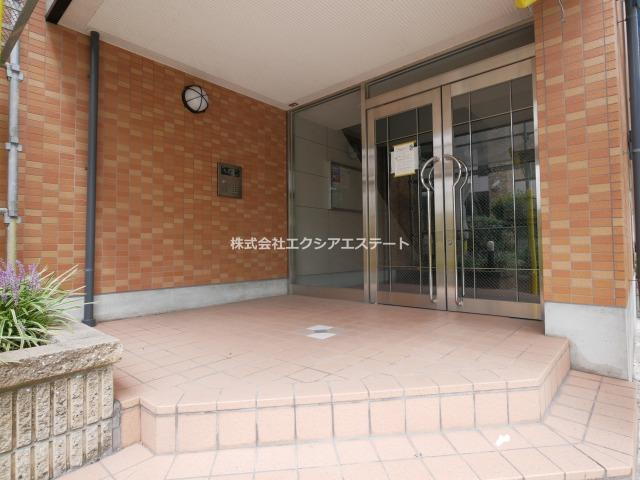 ジュネスＯ．Ｃ．Ｕのエントランス
