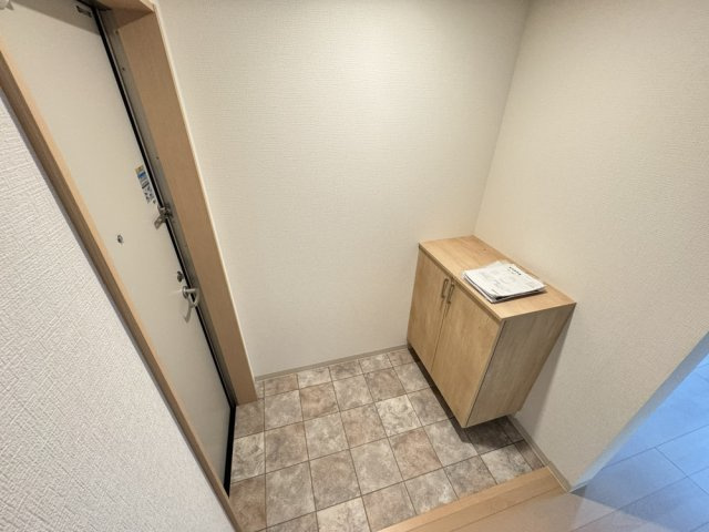 F＋style八尾北本町　1号館の玄関