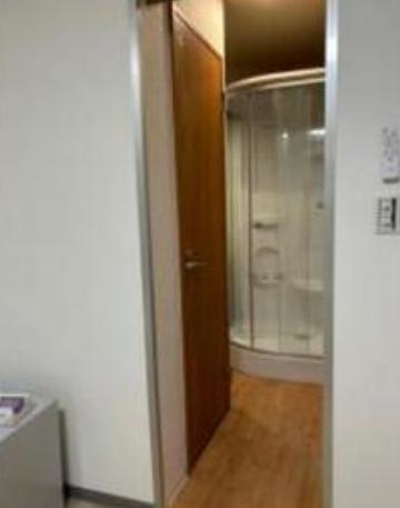 【シャワールーム】