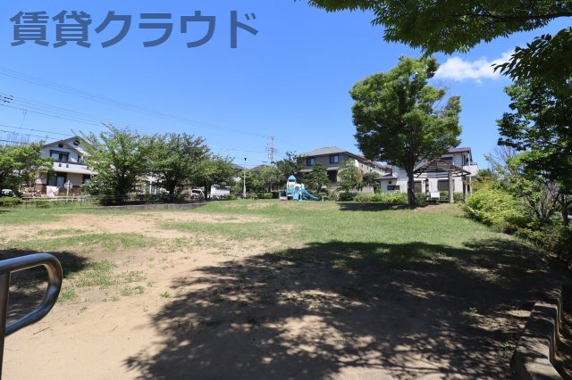 リバティーの周辺|近くの公園です、お子様とのボール遊びにもちょうどいい広さです