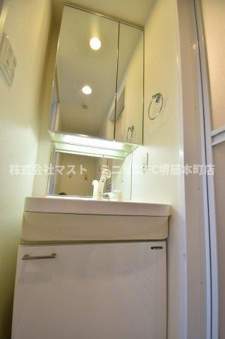 ジュネーゼグラン天満の洗面所|※建物内別間取参考写真