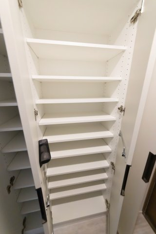 RESIDENCE　KOENJIの収納