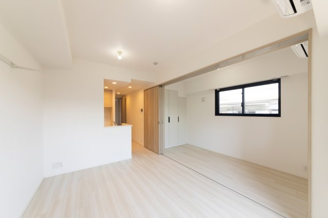 RESIDENCE　KOENJIの居間・リビング
