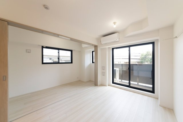 RESIDENCE　KOENJIの居間・リビング
