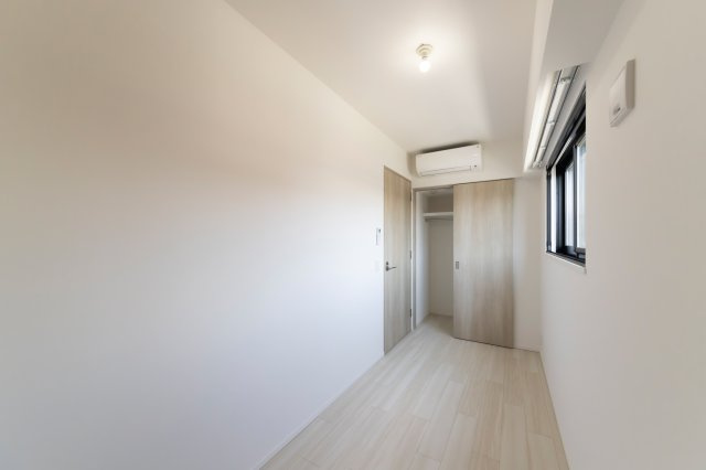 RESIDENCE　KOENJIの洋室