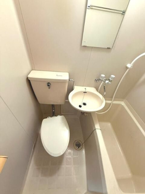 【トイレ】 | フリーダムⅠ | トイレです