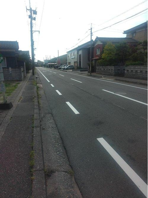 新潟市北区松浜３丁目の売地の前面道路含む現地写真|現地（2024年8月）撮影