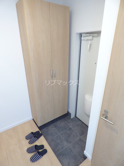 【玄関】笠屋町戸建B棟  