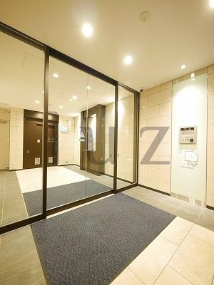 ベイサイドヒルズ関内のエントランス