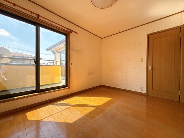 野田市日の出町の洋室