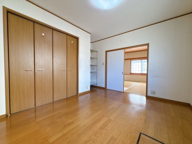 野田市日の出町の洋室