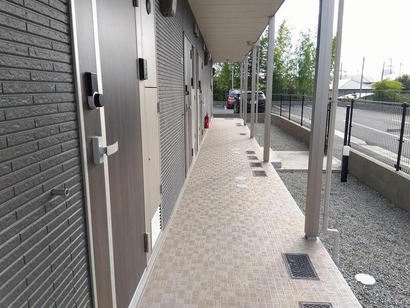 ミランダ錦城の玄関