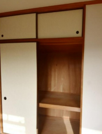 ドルフ長後弐番館の収納