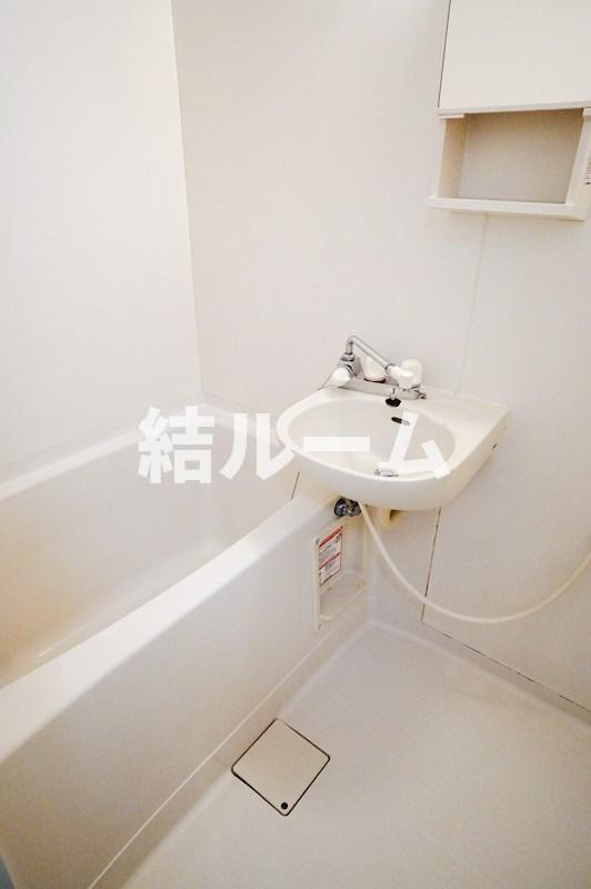 板橋区赤塚新町２丁目のアパートの浴室