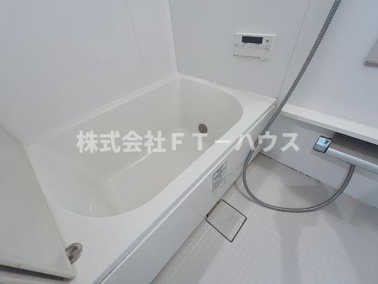 ピュア入船の浴室