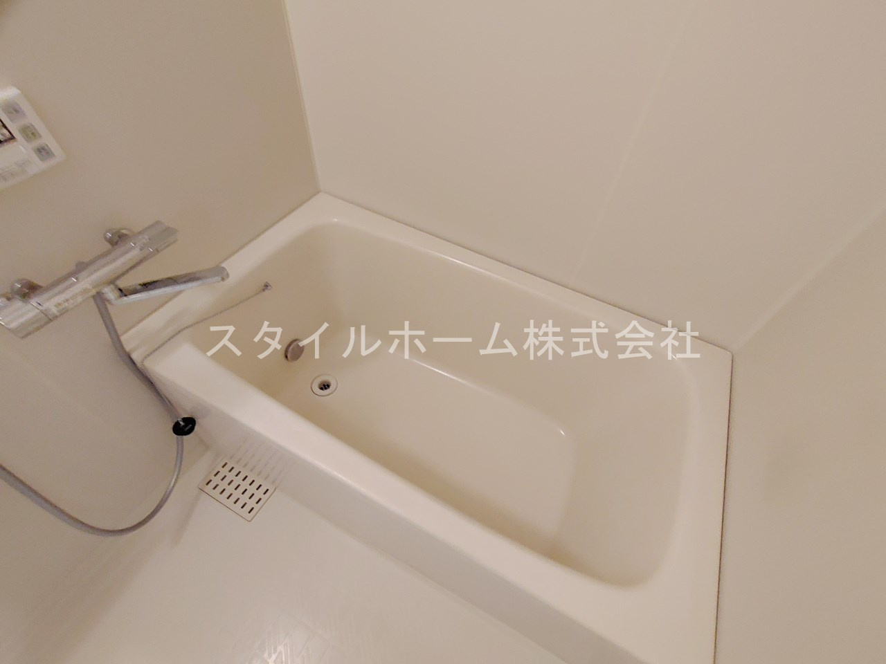 フィオーレ豊橋の浴室