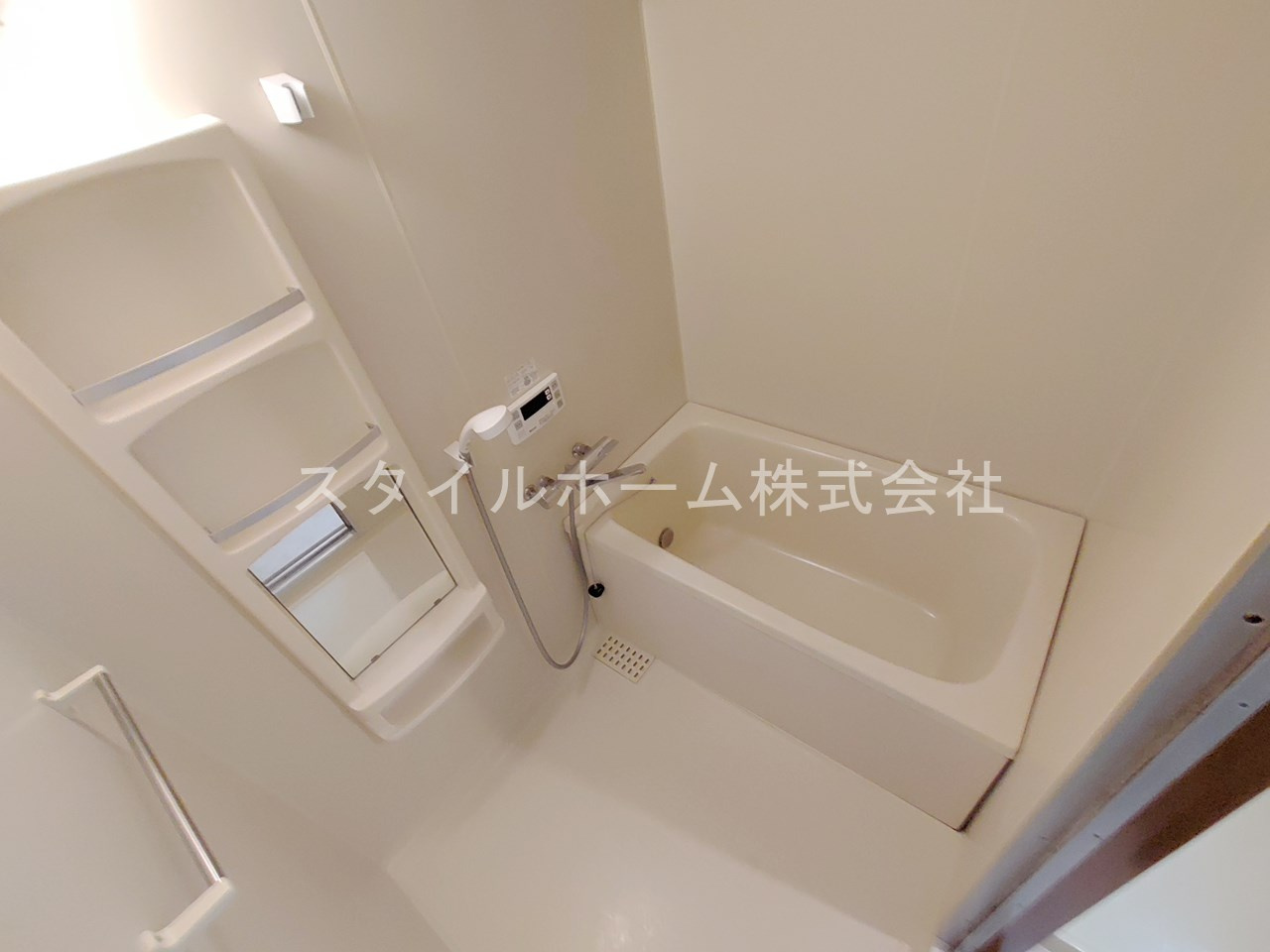 フィオーレ豊橋の浴室
