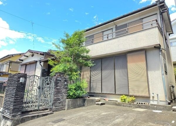 旭ヶ丘町山の手貸家
