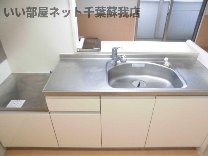 セジュールフローラのキッチン|コンパクトなキッチンで掃除もラクラク