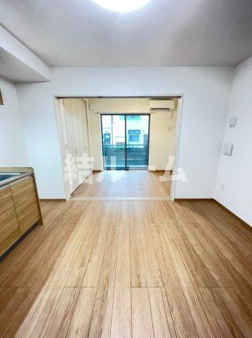 板橋区大山西町の賃貸マンションの居間・リビング