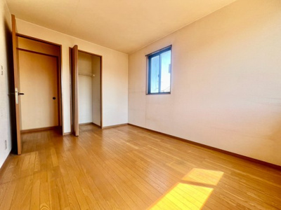 【洋室】 | 千原２丁目　中古戸建 | 【全居室６帖以上】ゆとりある住まいでのびのび新生活をここではじめませんか♪