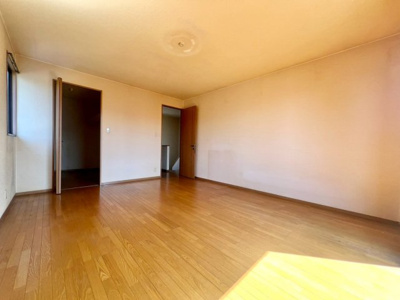 【洋室】 | 千原２丁目　中古戸建 | 【洋室】テレワークのお仕事部屋、子供部屋等、ライフスタイルや家族構成に合わせて多目的にご使用いただけます♪