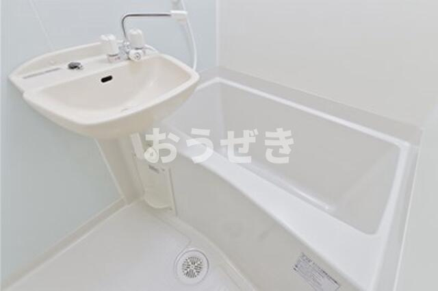 アーバンタワー池袋の浴室