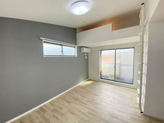 所沢市西所沢２丁目のアパートの居間・リビング