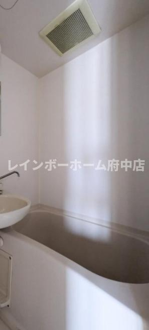 ロイヤルヒルズの浴室