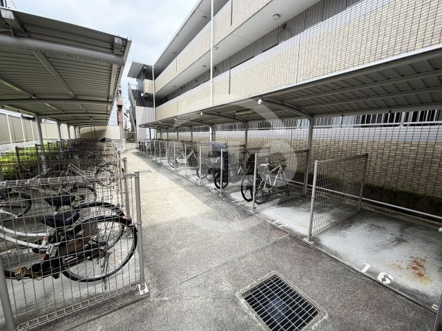 ゲートレジデンス鶴見緑地のその他共用部分|ゲートレジデンス鶴見緑地　駐輪場