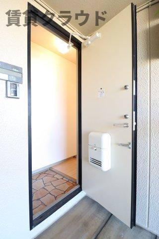 サンベルテ　Ⅲの玄関|収納もある玄関です