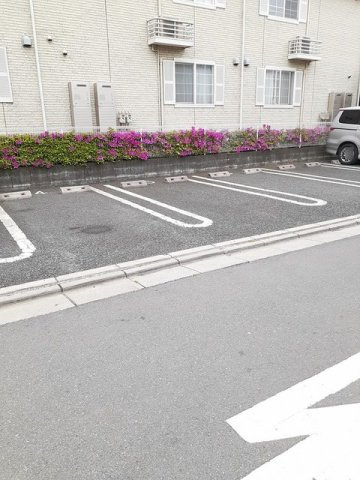 ムッカ　モンターニャの駐車場