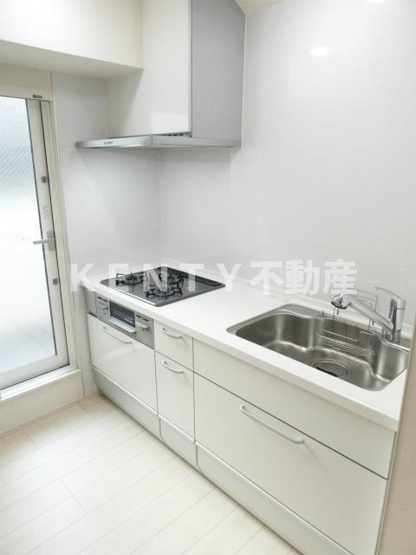 【キッチン】 | 西品川３丁目戸建 | キッチンでお料理をお楽しみください