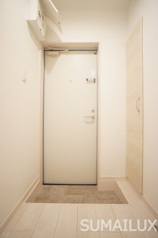 熊本市西区二本木３丁目のアパートの玄関