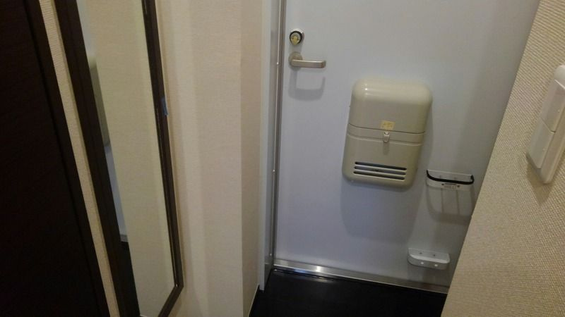 クレイノ南品川ハイツⅢの玄関|シンプルで使いやすい玄関です
