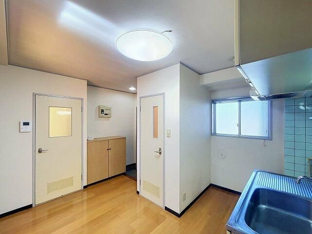 所沢市緑町４丁目の賃貸マンションの居間・リビング