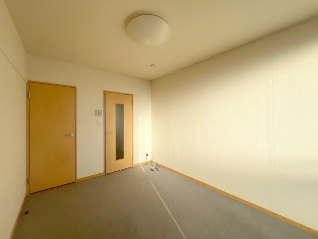 レオパレスＨＩＭＡＷＡＲＩの居間・リビング