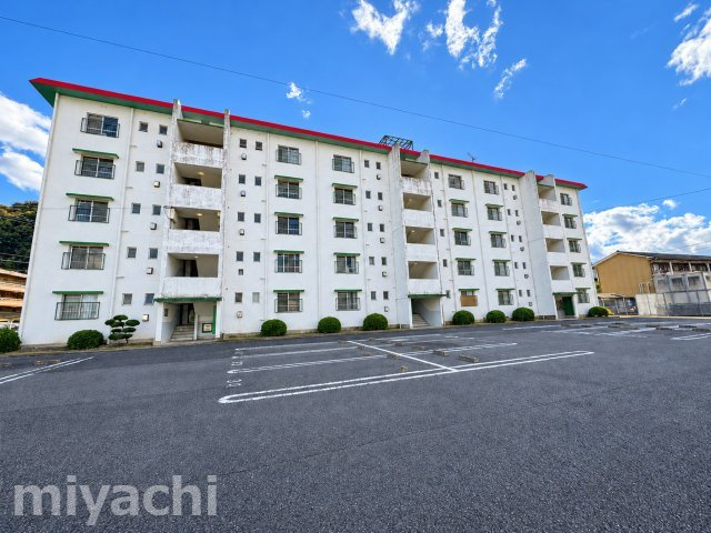 山田ビルの外観